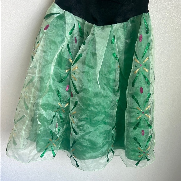 Elegant Green and Gold Kids Costume Dress - Picture 10 of 13